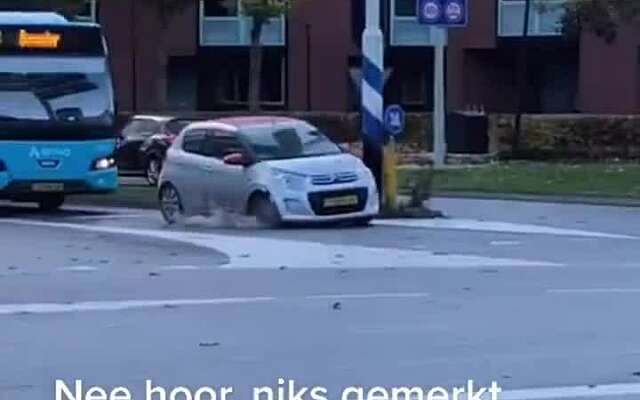 Het bewijs dat je met 3 banden nog prima naar huis kunt rijden