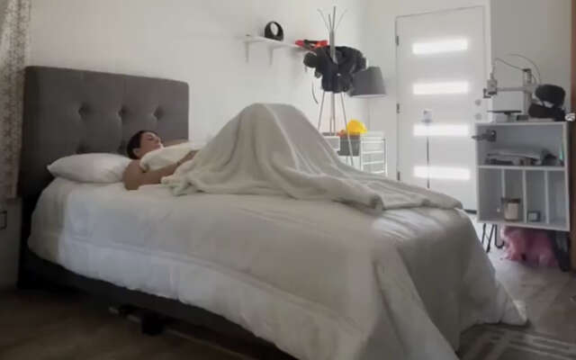 M'n favoriete manier om mijn vrouw wakker te maken