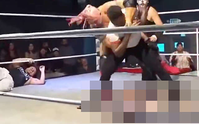 Zoon van 'Rampage' Jackson slaat worstelaar ziekenhuis in tijdens liveshow in LA